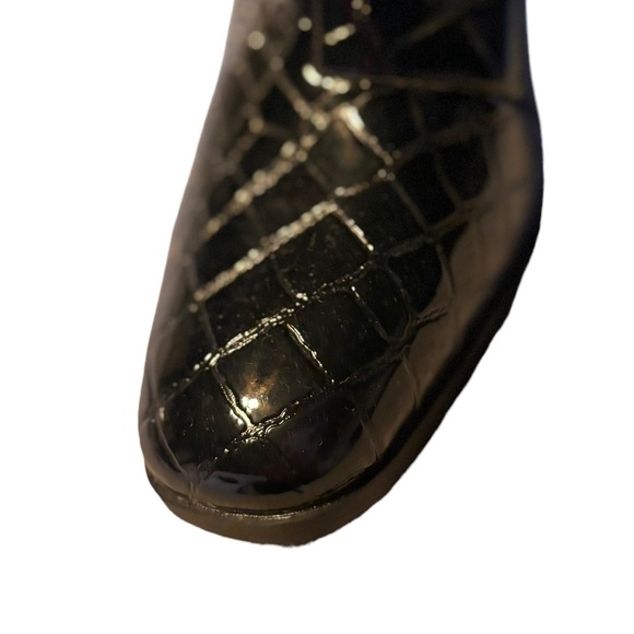 Glamorous Platform Croc Boots - Picture 3 of 9